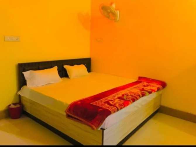 Oyo 81347 Amantran Hotel And Restaurant Kanpur Exterior foto